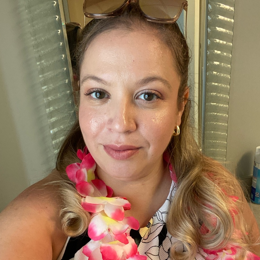 Meet your Posher, Luz